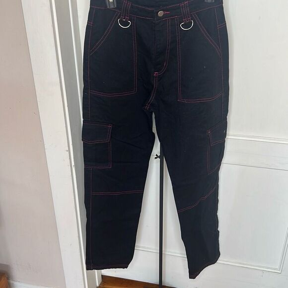 Hot Topic Daisy Street  Black & Pink Contrast Stitch Carpenter Pants Size 3/27 - Picture 2 of 8